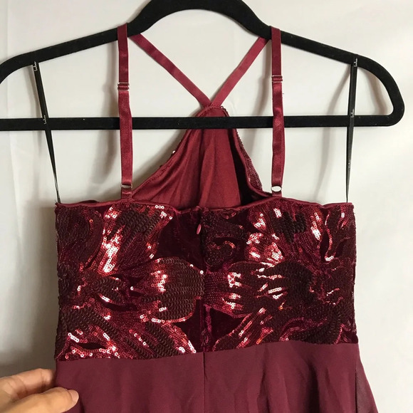 NWT Lulu’s Burgundy sequence short dress Sz medium - Picture 5 of 8